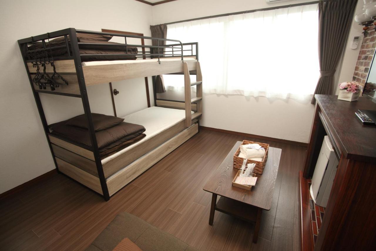 Guest House Futaba Osaka Eksteriør billede