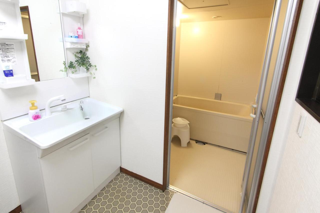 Guest House Futaba Osaka Eksteriør billede