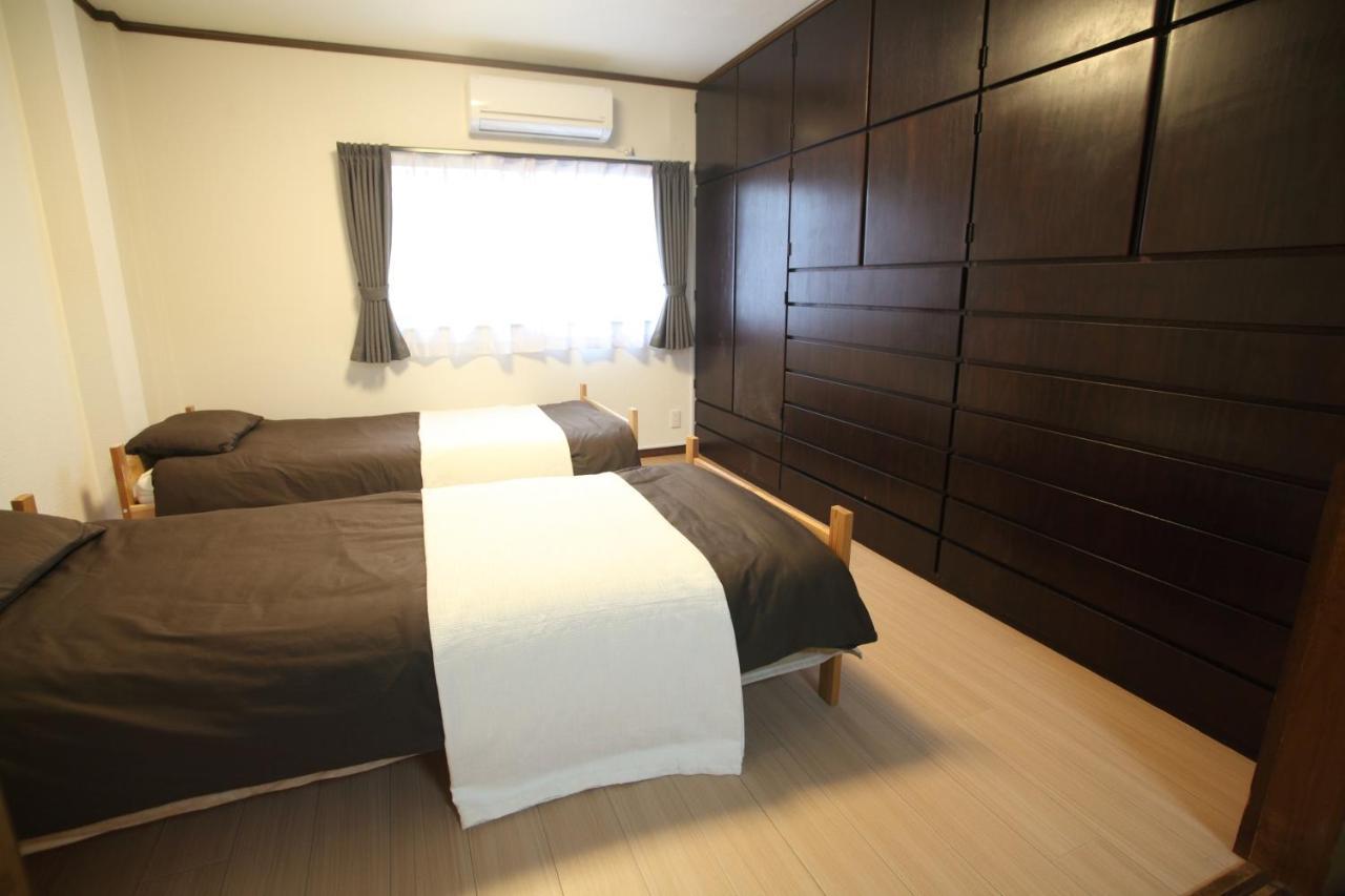 Guest House Futaba Osaka Eksteriør billede